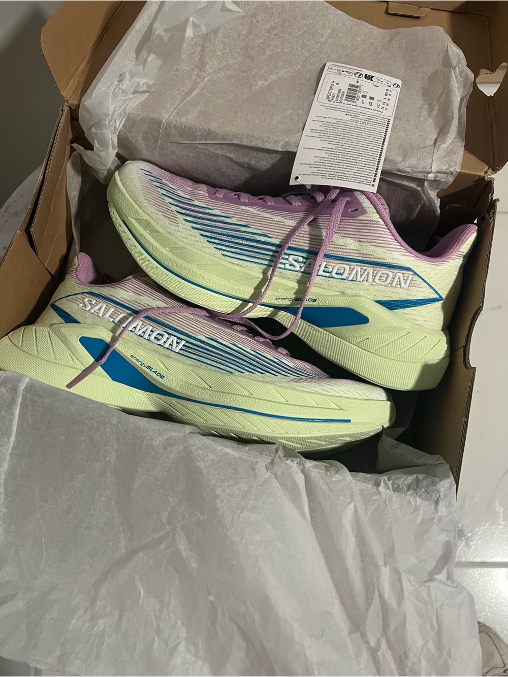 NEW IN BOX Salomon Spectur 2 Runners Running Shoes